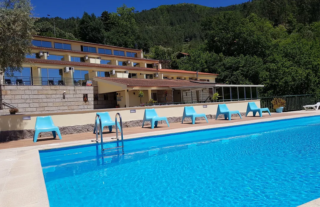 Hotel Lagoa Azul Do Geres-1